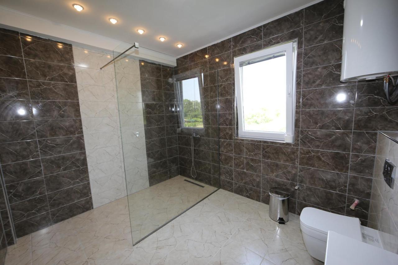 Villa Goriza Prestige Ohrid Bagian luar foto